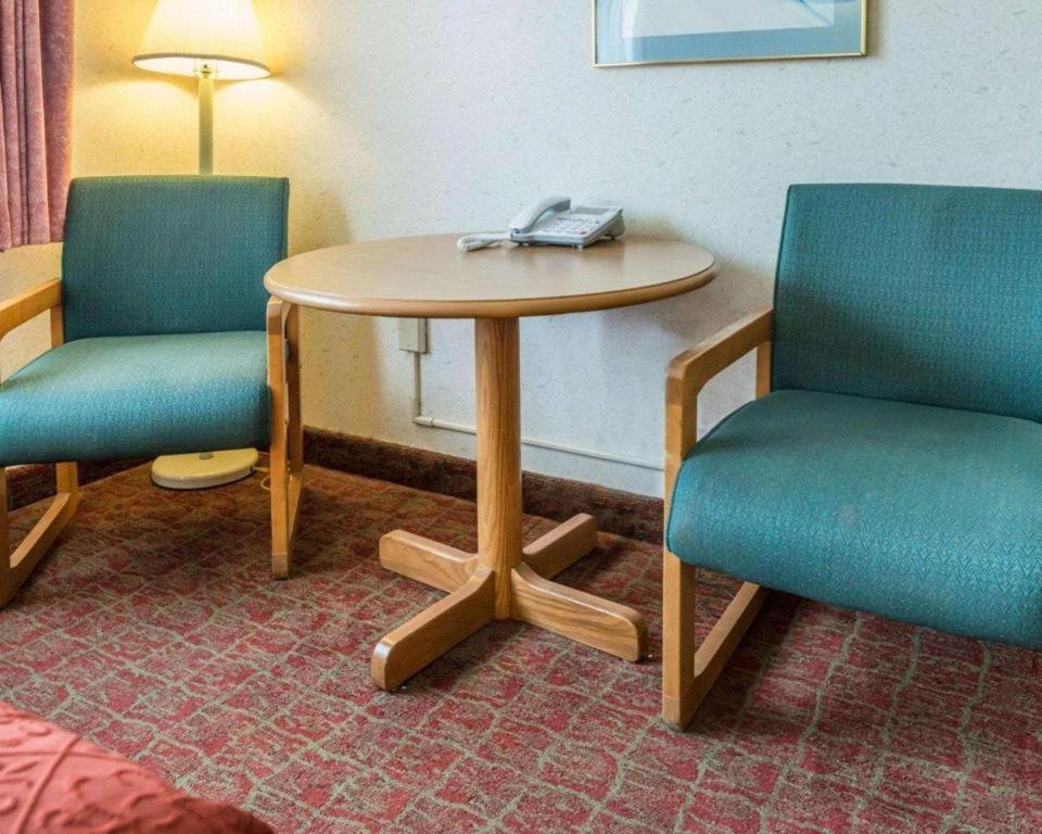 Kittanning Quality Inn Royle מראה חיצוני תמונה